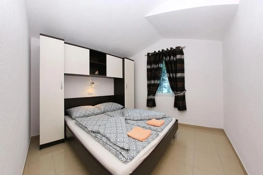 Apartment In Vir With Sea View, Terrace, Air Conditioning, Wi-Fi
